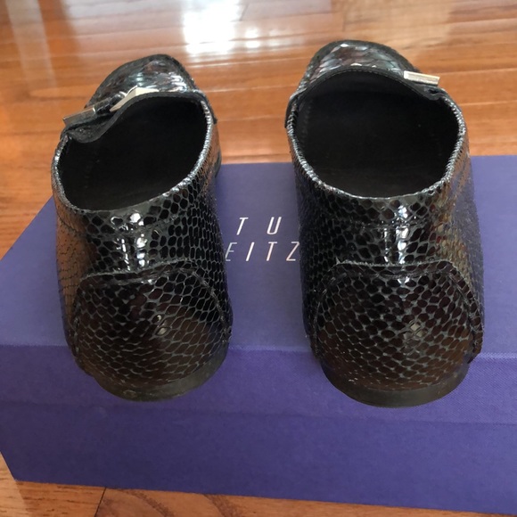 Authentic Stuart Weitzman black snake embossed patent leather loafers - Picture 5 of 6